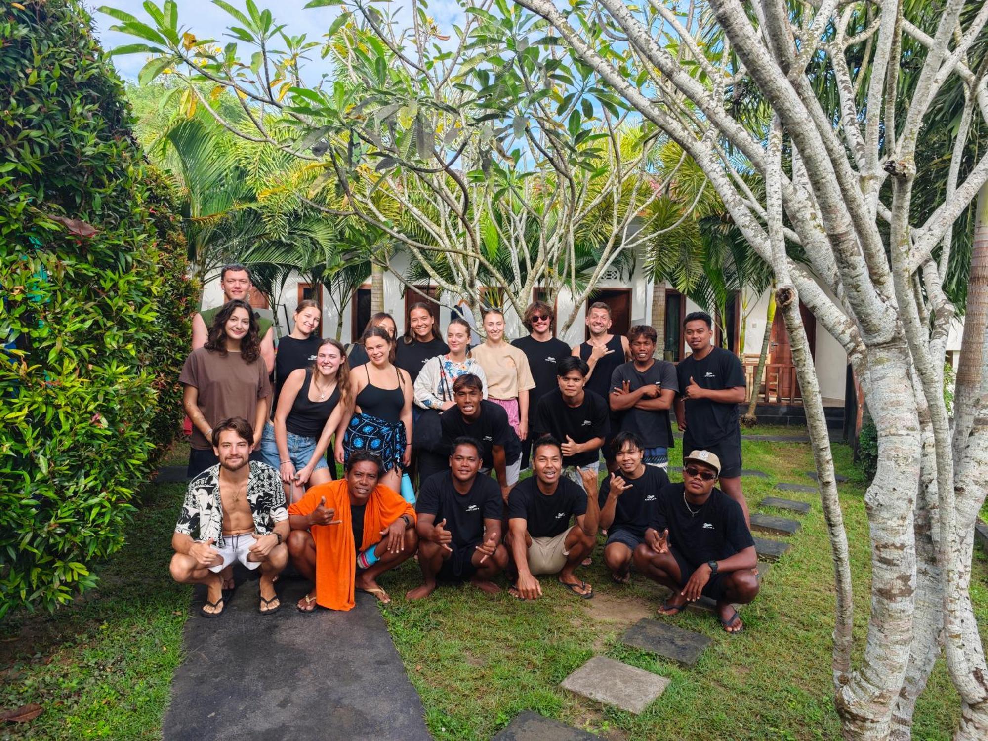 Hotel Surf Camp 79 Kuta  Exterior foto